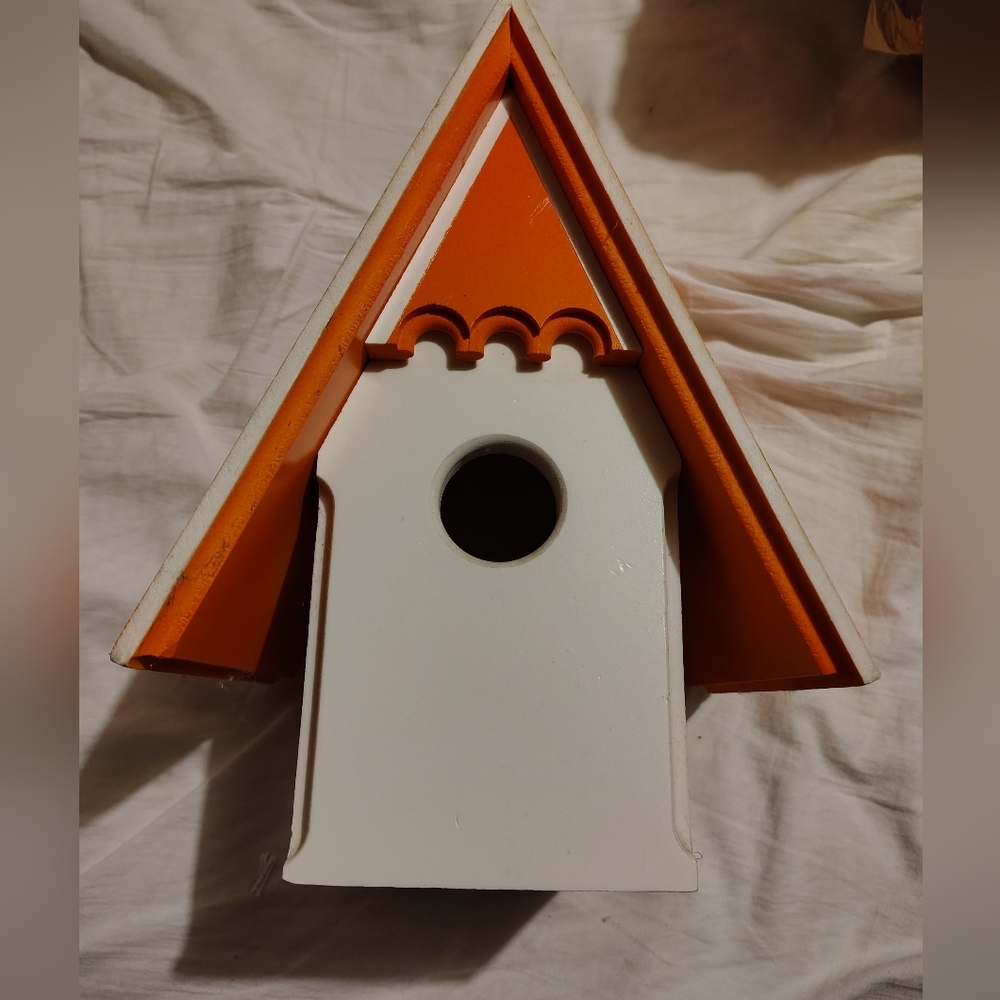 NWOT Handcrafted Tennessee Orange Birdhouse #Birds House #Tennessee Football UT